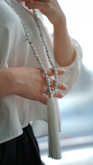 Malas Set – Howlite Necklace & Bracelet