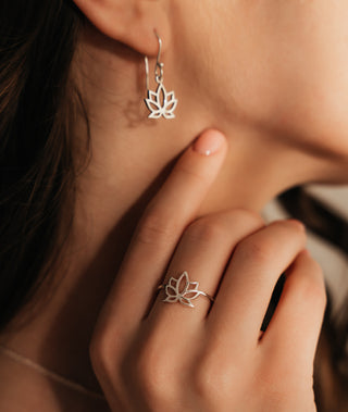 Earrings Simplicity Little Lotus