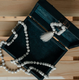 Malas Set – Howlite Necklace & Bracelet