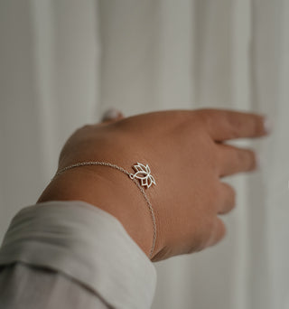 Bracelet Simplicity Little Lotus