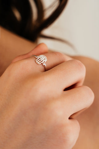 Ring Simplicity Little Khamsa